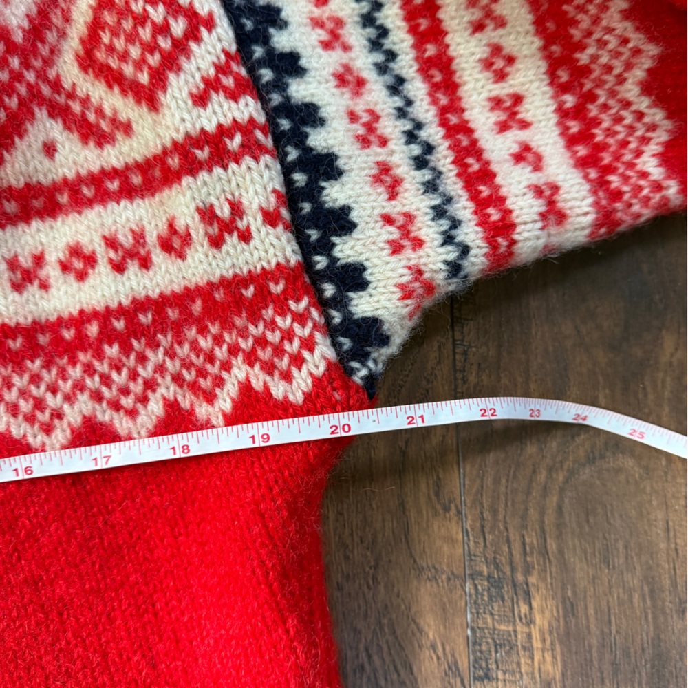 Red, Navy and Cream Vintage Wool sweater Uni sex - Picture 6 of 6